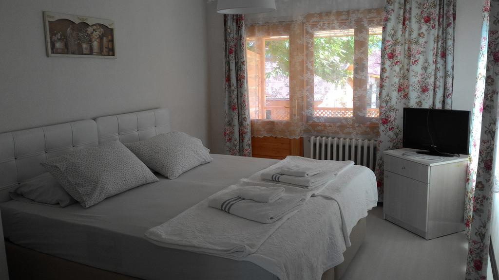 Motel Zumrut Bahce Gokcedere Exterior foto