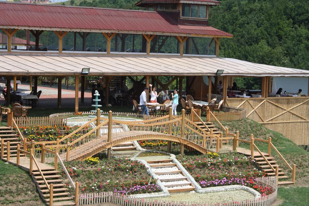 Motel Zumrut Bahce Gokcedere Exterior foto